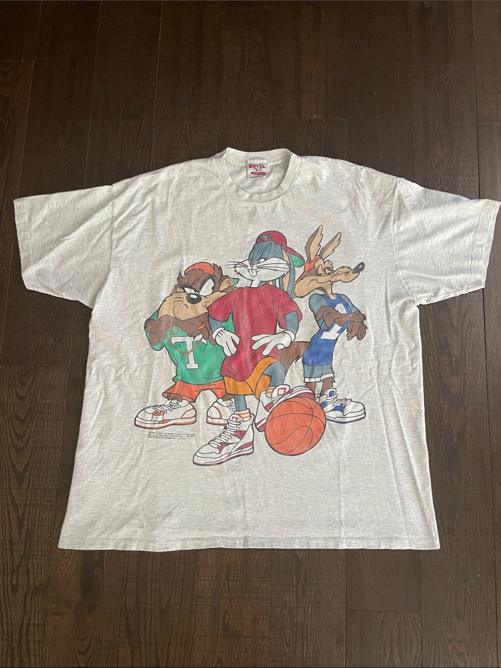 Vintage Looney Tunes t shirt